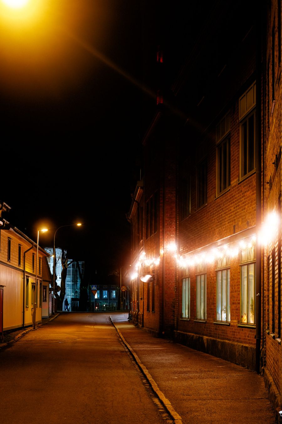 Christmas just around the corner. #fujifilm #streetlights #blackmist #christmas #dxophotolab